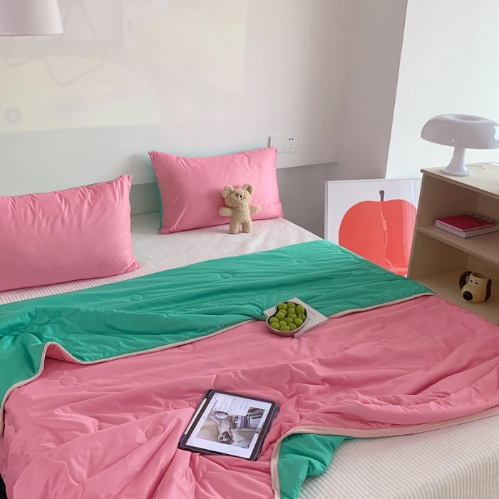 91家纺网 家纺一手货源 找家纺 星期八 2023马卡龙针织棉大豆夏被 豆沙绿