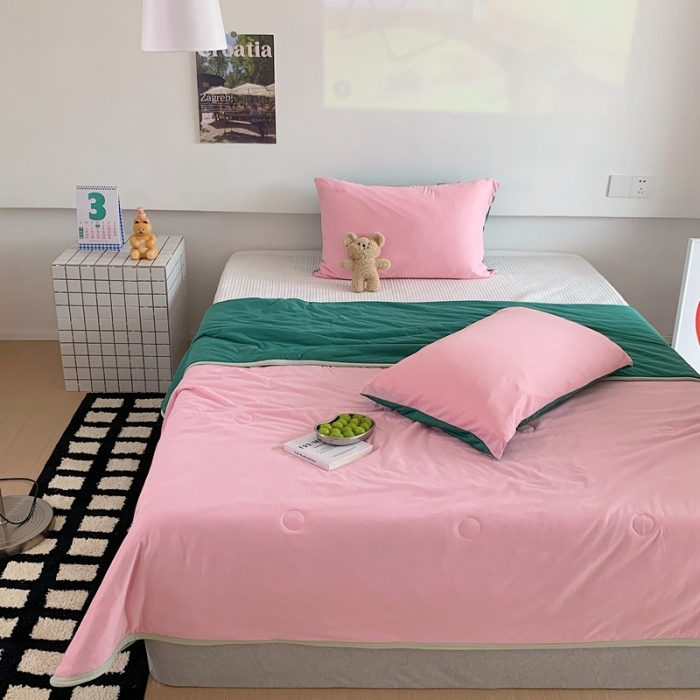 91家纺网 家纺一手货源 找家纺 星期八 2023马卡龙针织棉大豆夏被 浅粉绿