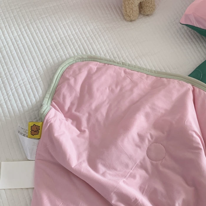 91家纺网 家纺一手货源 找家纺 星期八 2023马卡龙针织棉大豆夏被 浅粉绿