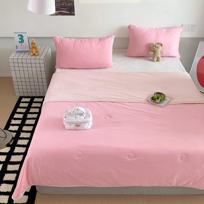 91家纺网 家纺一手货源 找家纺 星期八 2023马卡龙针织棉大豆夏被 深粉浅粉