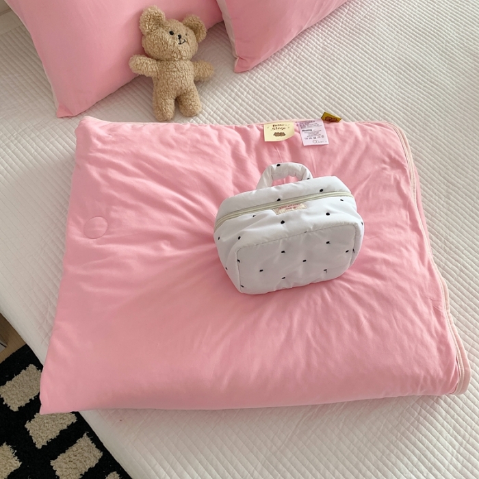 91家纺网 家纺一手货源 找家纺 星期八 2023马卡龙针织棉大豆夏被 深粉浅粉