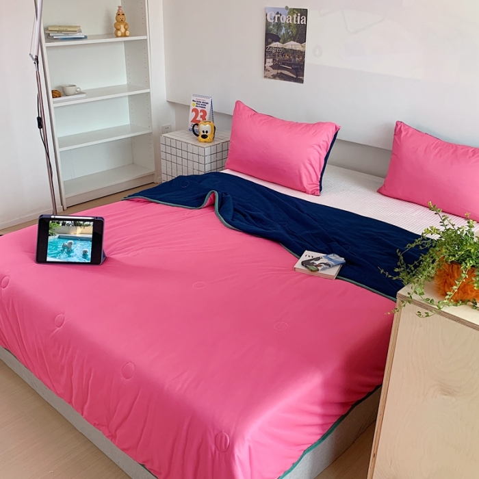 91家纺网 家纺一手货源 找家纺 星期八 2023马卡龙针织棉大豆夏被 桃粉藏蓝