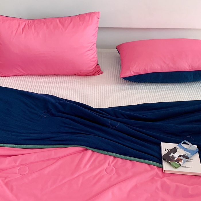 91家纺网 家纺一手货源 找家纺 星期八 2023马卡龙针织棉大豆夏被 桃粉藏蓝