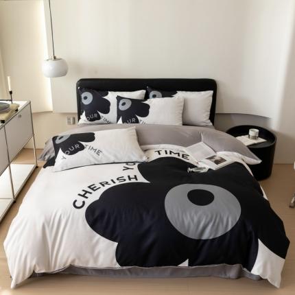 91家纺网 家纺一手货源 找家纺 色鬼布艺 2023新款真丝棉数码印花床单床笠款冰丝四件套网红兔红色婚庆