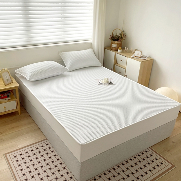 91家纺网 家纺一手货源 找家纺 忘忧草 2023新款A类针织棉夹棉防水床笠 淡雅白