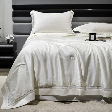 91家纺网 家纺一手货源 找家纺 2025款奥地利LF天丝夏被镂空夏凉被提花天丝夏被四件套