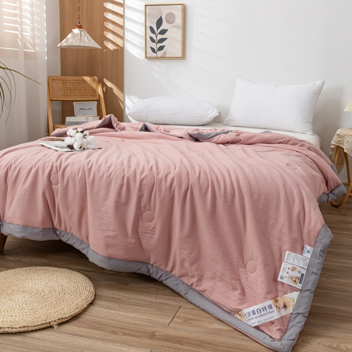 91家纺网 家纺一手货源 找家纺 森林人 2023新款A类无印风水洗棉大豆夏被 豆沙