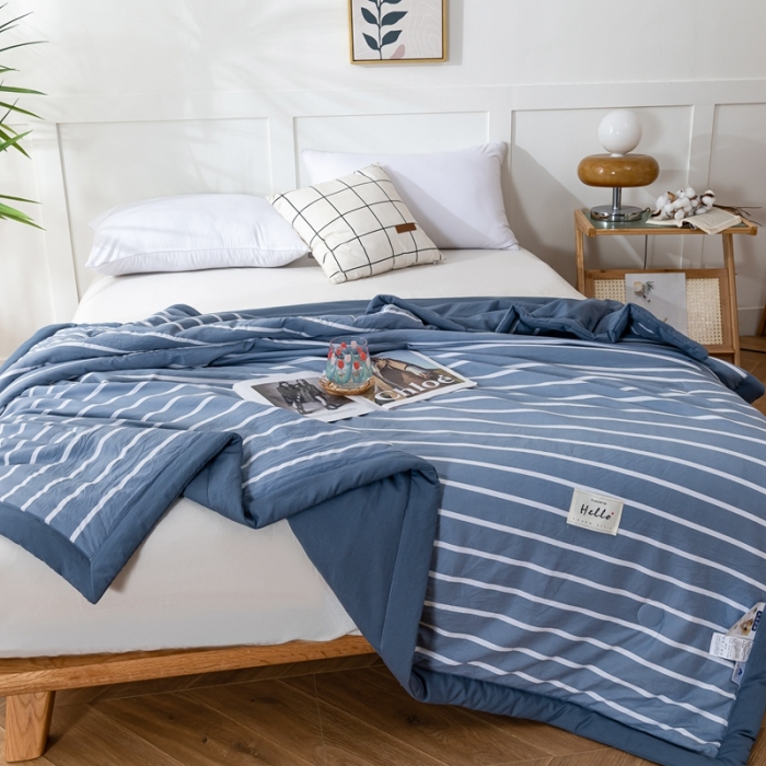 91家纺网 家纺一手货源 找家纺 森林人 2023新款A类无印风水洗棉大豆夏被 条纹蓝