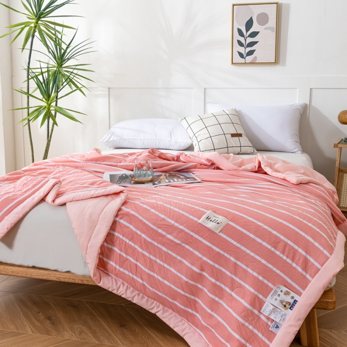 91家纺网 家纺一手货源 找家纺 森林人 2023新款A类无印风水洗棉大豆夏被 条纹玉