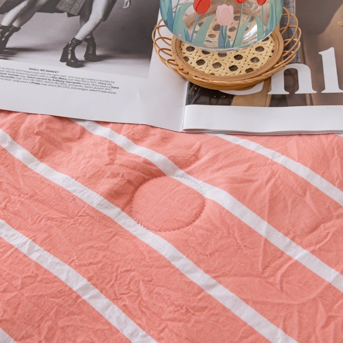 91家纺网 家纺一手货源 找家纺 森林人 2023新款A类无印风水洗棉大豆夏被 条纹玉