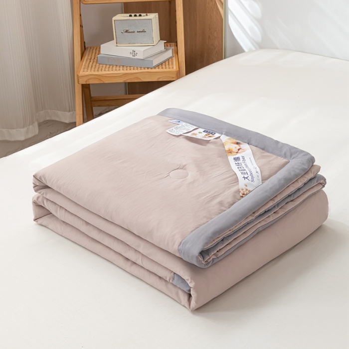 91家纺网 家纺一手货源 找家纺 森林人 2023新款A类无印风水洗棉大豆夏被 卡其