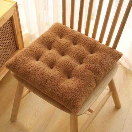 91家纺网 家纺一手货源 找家纺 博笔熊 2023新款美丽绒坐垫 棕色