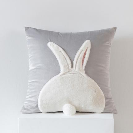 91家纺网 家纺一手货源 找家纺 2023新款兔毛抱枕 蹲蹲兔-灰
