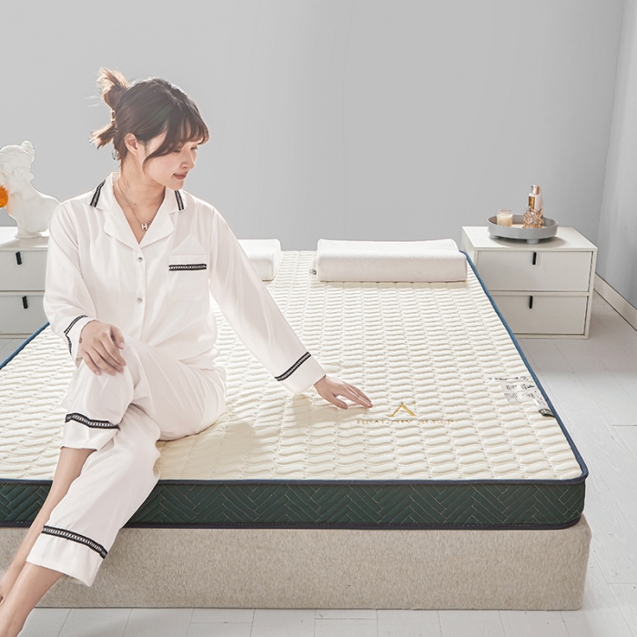 91家纺网 家纺一手货源 找家纺 帛奴 2023新款A类乳胶立体绣花床垫 白色