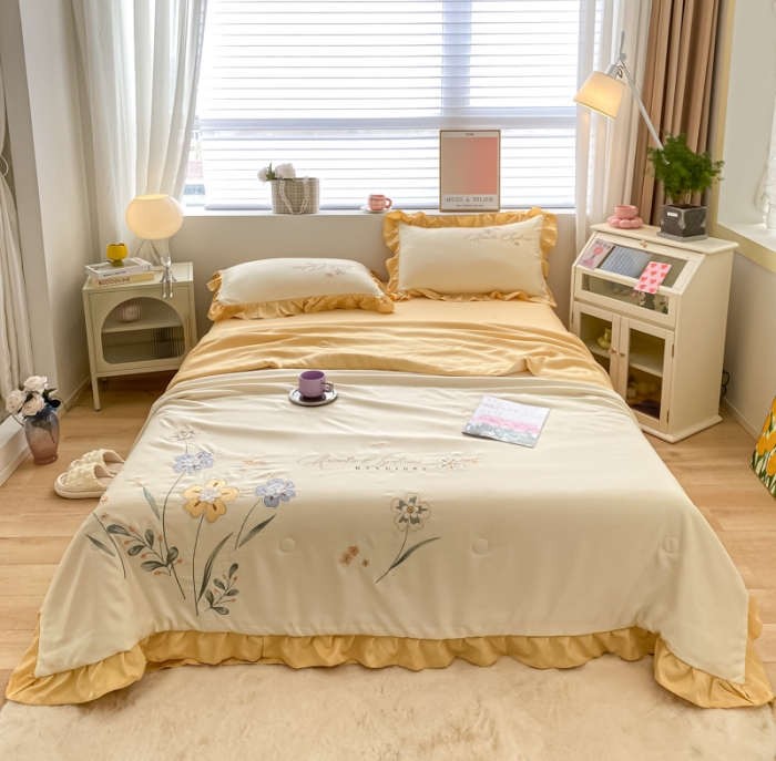 91家纺网 家纺一手货源 找家纺 （总）AB家纺 2023新品水洗真丝夏被