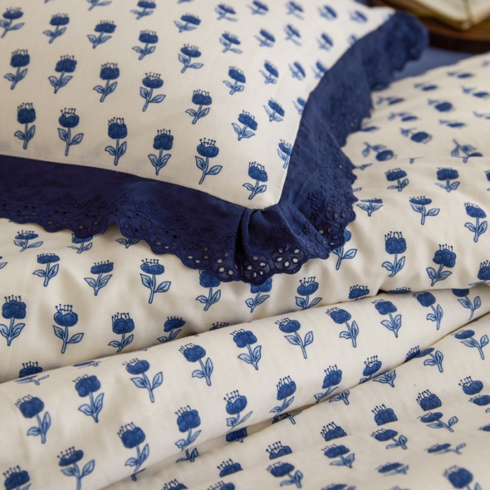 91家纺网 家纺一手货源 找家纺 淑女公社家纺 2024新款双层纱纯棉刺绣花边四件套 蓝色之花