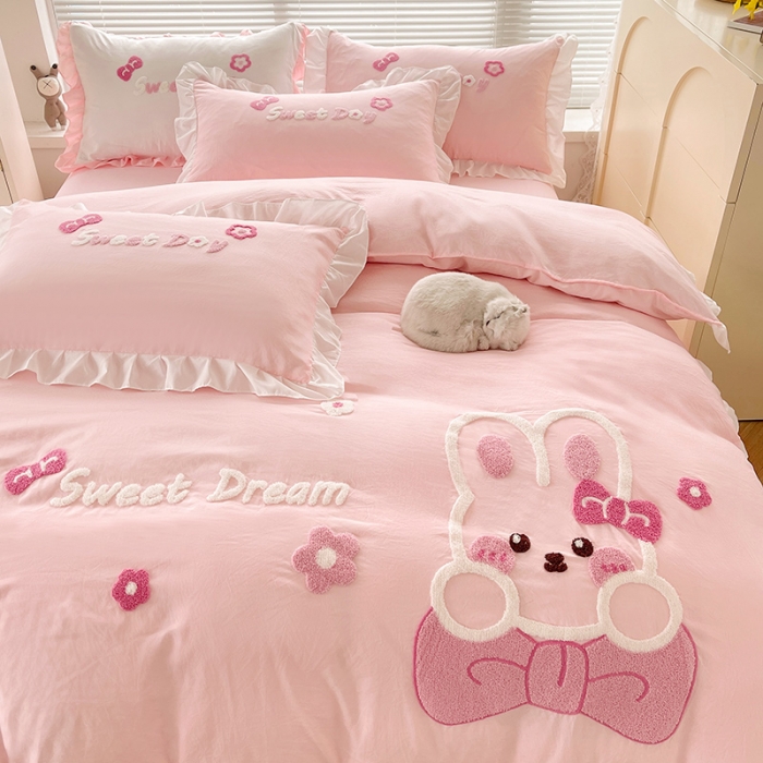 91家纺网 家纺一手货源 找家纺 （总）泉欣家纺 2024新款美美兔毛巾绣四件套（专版花型）