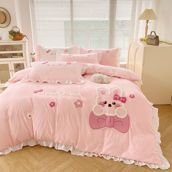 91家纺网 家纺一手货源 找家纺 （总）泉欣家纺 2024新款美美兔毛巾绣四件套（专版花型）