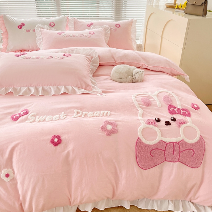 91家纺网 家纺一手货源 找家纺 泉欣家纺 2024新款美美兔毛巾绣四件套 美美兔~粉玉