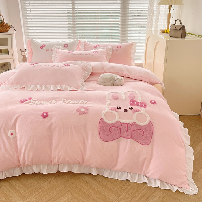 91家纺网 家纺一手货源 找家纺 泉欣家纺 2024新款美美兔毛巾绣四件套 美美兔~粉玉