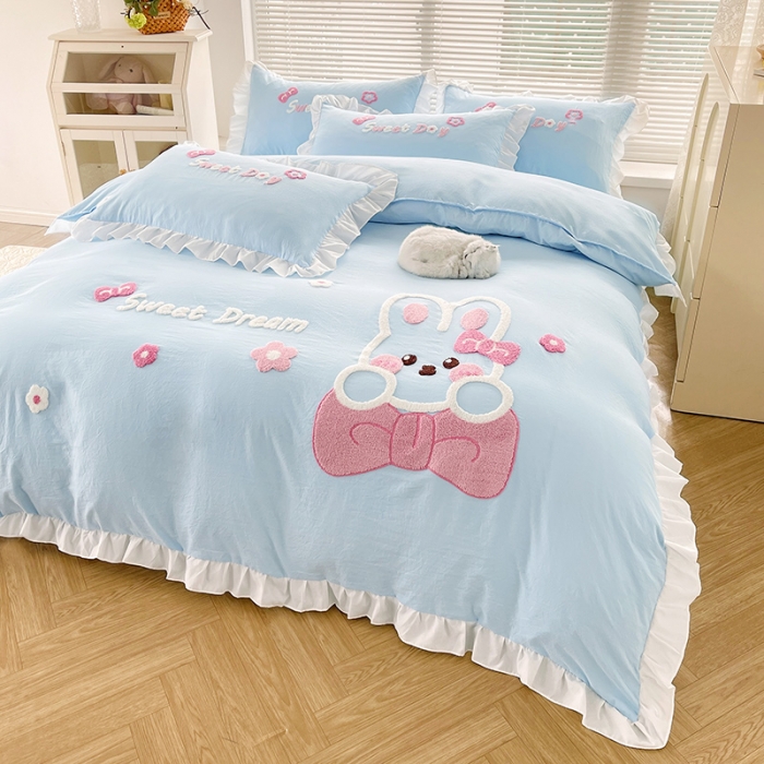 91家纺网 家纺一手货源 找家纺 泉欣家纺 2024新款美美兔毛巾绣四件套 美美兔~浅蓝