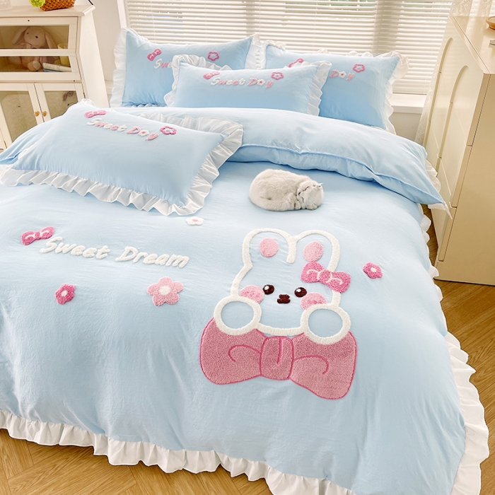 91家纺网 家纺一手货源 找家纺 泉欣家纺 2024新款美美兔毛巾绣四件套 美美兔~浅蓝