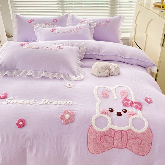 91家纺网 家纺一手货源 找家纺 泉欣家纺 2024新款美美兔毛巾绣四件套 美美兔~浅紫