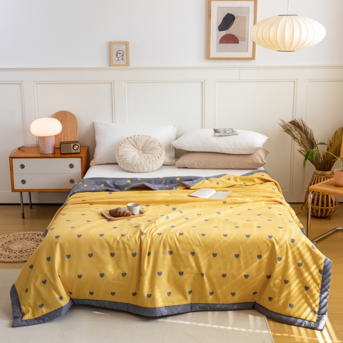 91家纺网 家纺一手货源 找家纺 羋多家纺 2023年新款日式手工包德芙棉磨毛夏被 爱心-姜黄