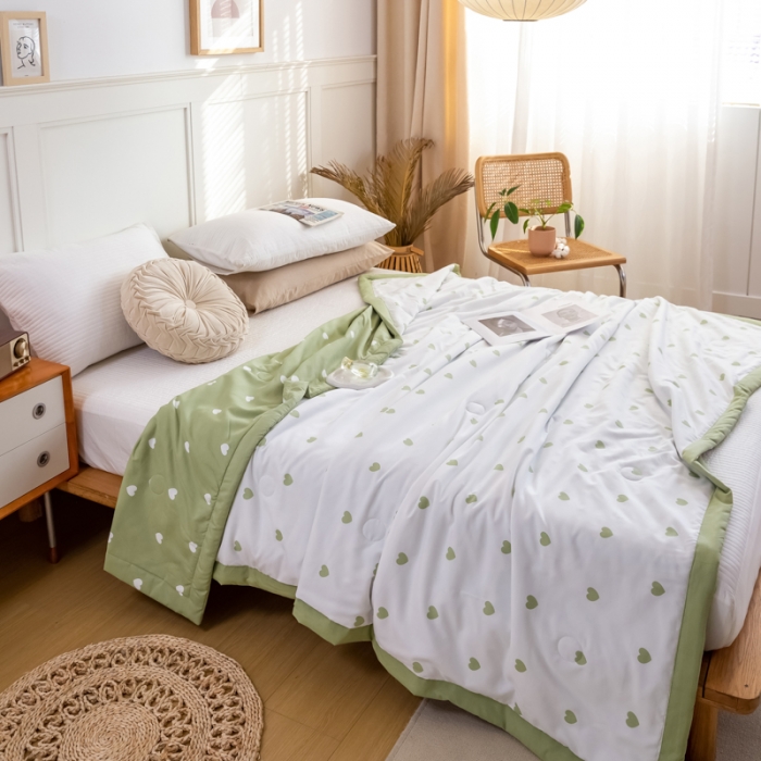 91家纺网 家纺一手货源 找家纺 羋多家纺 2023年新款日式手工包德芙棉磨毛夏被 爱心-叶绿