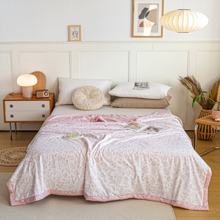 91家纺网 家纺一手货源 找家纺 羋多家纺 2023年新款日式手工包德芙棉磨毛夏被 繁花-粉