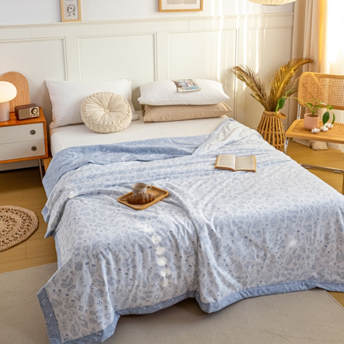 91家纺网 家纺一手货源 找家纺 羋多家纺 2023年新款日式手工包德芙棉磨毛夏被 繁花-蓝