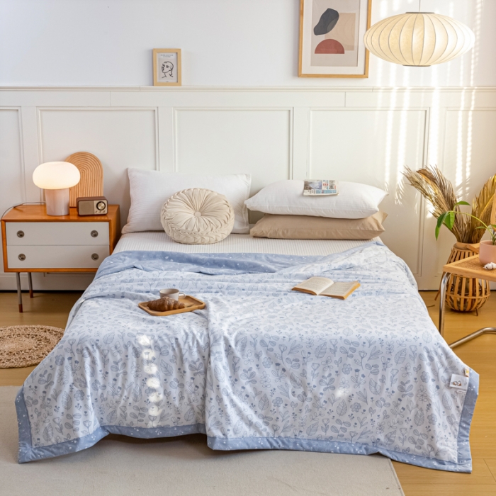 91家纺网 家纺一手货源 找家纺 羋多家纺 2023年新款日式手工包德芙棉磨毛夏被 繁花-蓝