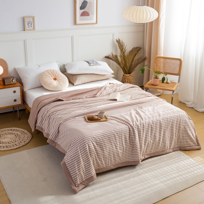 91家纺网 家纺一手货源 找家纺 羋多家纺 2023年新款日式手工包德芙棉磨毛夏被 良品-奶咖