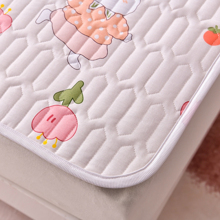 91家纺网 家纺一手货源 找家纺 床笠人家 2025新款全棉夹棉防水床垫 花季兔