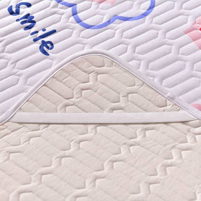 91家纺网 家纺一手货源 找家纺 床笠人家 2025新款全棉夹棉防水床垫 小心愿