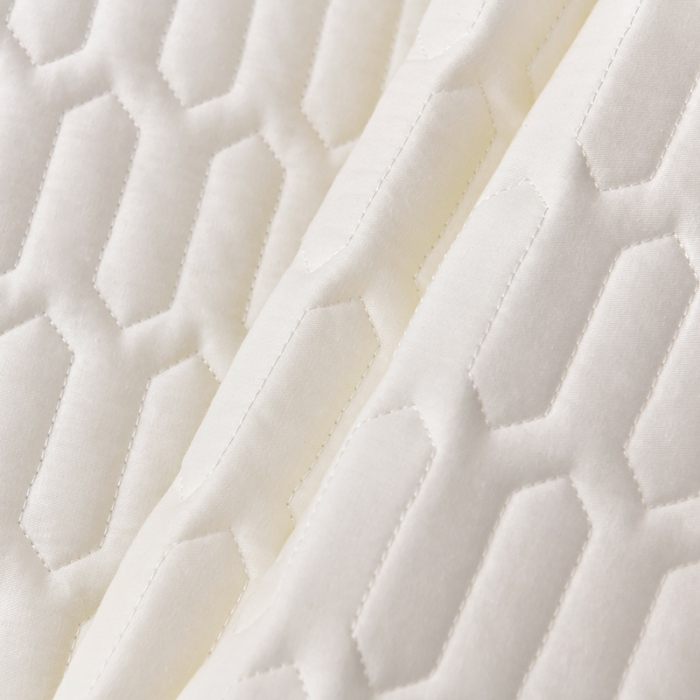 91家纺网 家纺一手货源 找家纺 床笠人家 2025新款全棉夹棉防水床垫 牛奶白