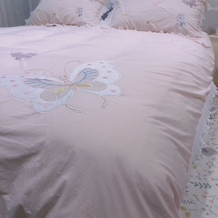 91家纺网 家纺一手货源 找家纺 梵克保罗 新款母婴级全棉水洗棉绣花四件套-蝴蝶夫人 蝴蝶夫人-粉