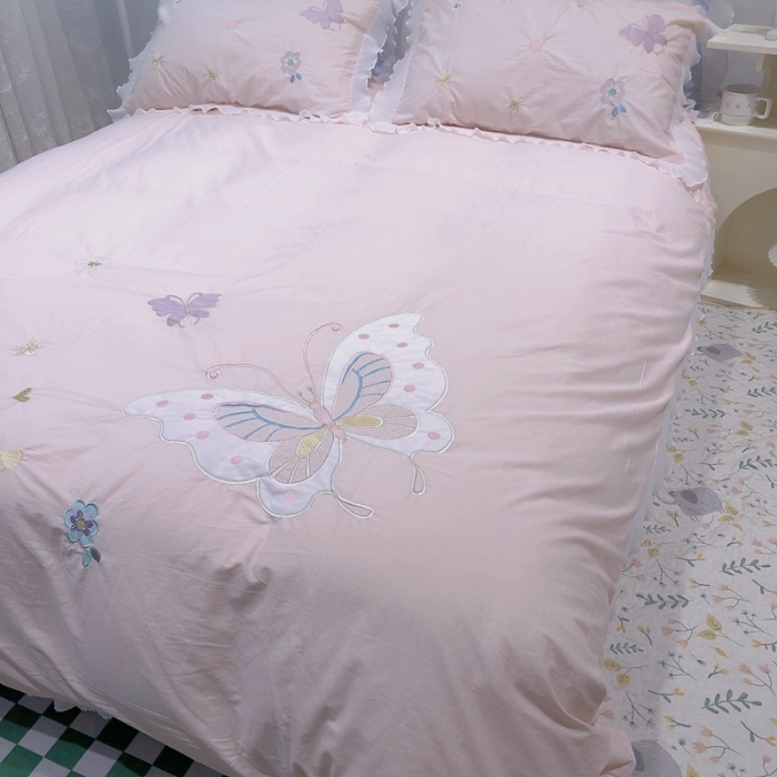 91家纺网 家纺一手货源 找家纺 梵克保罗 新款母婴级全棉水洗棉绣花四件套-蝴蝶夫人 蝴蝶夫人-粉