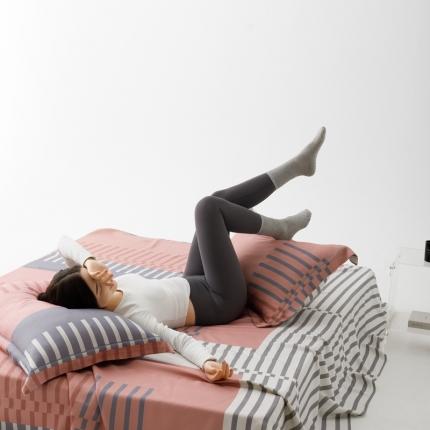 91家纺网 家纺一手货源 找家纺 榻尚 2023新款竹纤维印花夏凉席三件套 元素粉