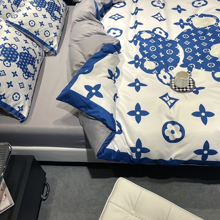 91家纺网 家纺一手货源 找家纺 色鬼布艺 2023新款博主风水洗真丝春夏冰丝四件套天丝床单床笠款四件套 公仔兰