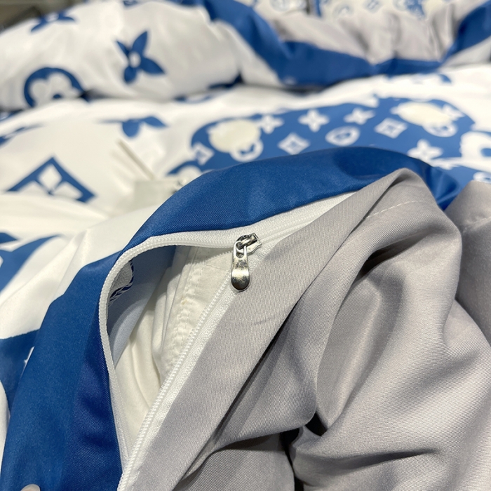 91家纺网 家纺一手货源 找家纺 色鬼布艺 2023新款博主风水洗真丝春夏冰丝四件套天丝床单床笠款四件套 公仔兰