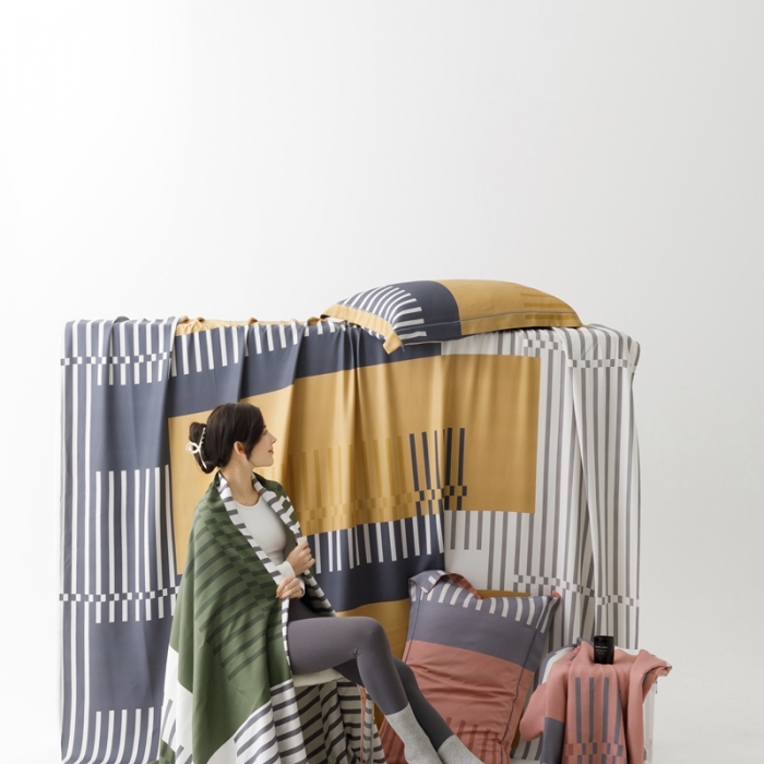 91家纺网 家纺一手货源 找家纺 榻尚 2024新款竹纤维印花夏凉席三件套 元素咖