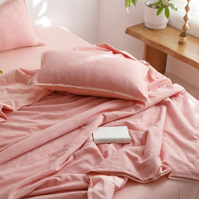 91家纺网 家纺一手货源 找家纺 沐棉家居 2024新款全棉华夫格单品夏被 华夫格-粉