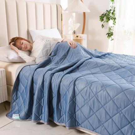 91家纺网 家纺一手货源 找家纺 德比尔斯 2026款艾草冰泉凉感丝夏被夏凉被空调被直播爆款 冰川蓝