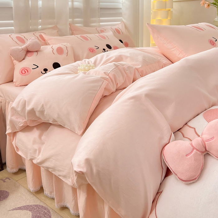 91家纺网 家纺一手货源 找家纺 （总）亲亲公主 2025新款全棉可爱卡通贴布绣三件套四件套-可爱兔