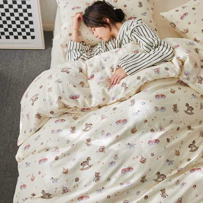 91家纺网 家纺一手货源 找家纺 荣轩家居 2023新款A类全棉双层纱印花四件套 快乐童年