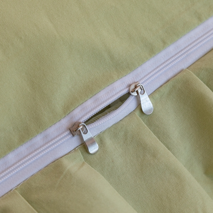 91家纺网 家纺一手货源 找家纺 品乐 2023新款纯色全棉缕空麻花水洗棉花边四件套 沉香-嫩芽绿