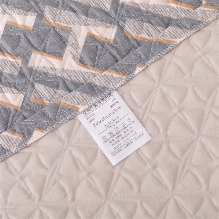 91家纺网 家纺一手货源 找家纺 优乐家纺  2023新款全棉印花绗绣系列2 豪斯-灰