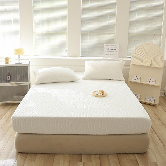 91家纺网 家纺一手货源 找家纺 凯美家居  2023针A类抗菌针织棉三层纱床笠床垫保护套 白色