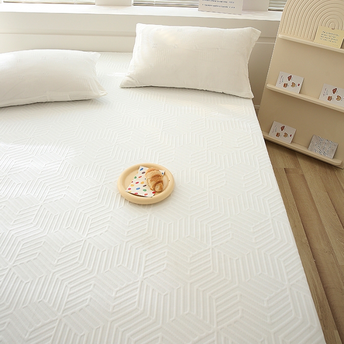 91家纺网 家纺一手货源 找家纺 凯美家居  2023针A类抗菌针织棉三层纱床笠床垫保护套 白色